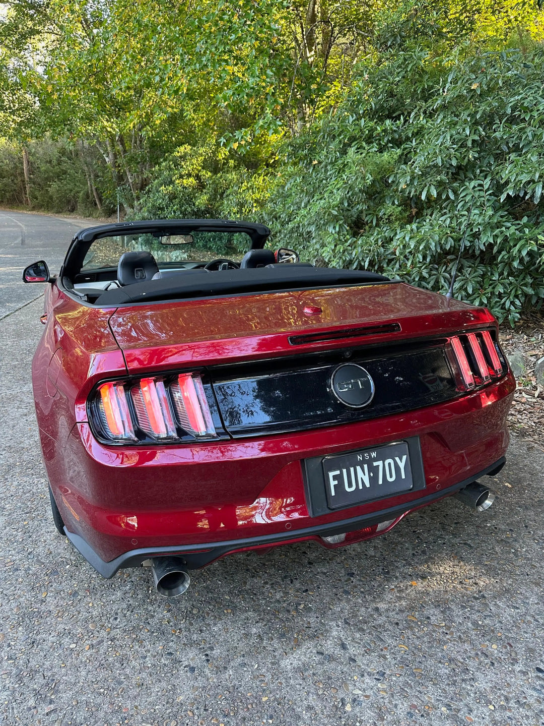 VIC INTERNATIONAL (& USA) PlateMATE® Prestige Number Plate Bracket / Holder